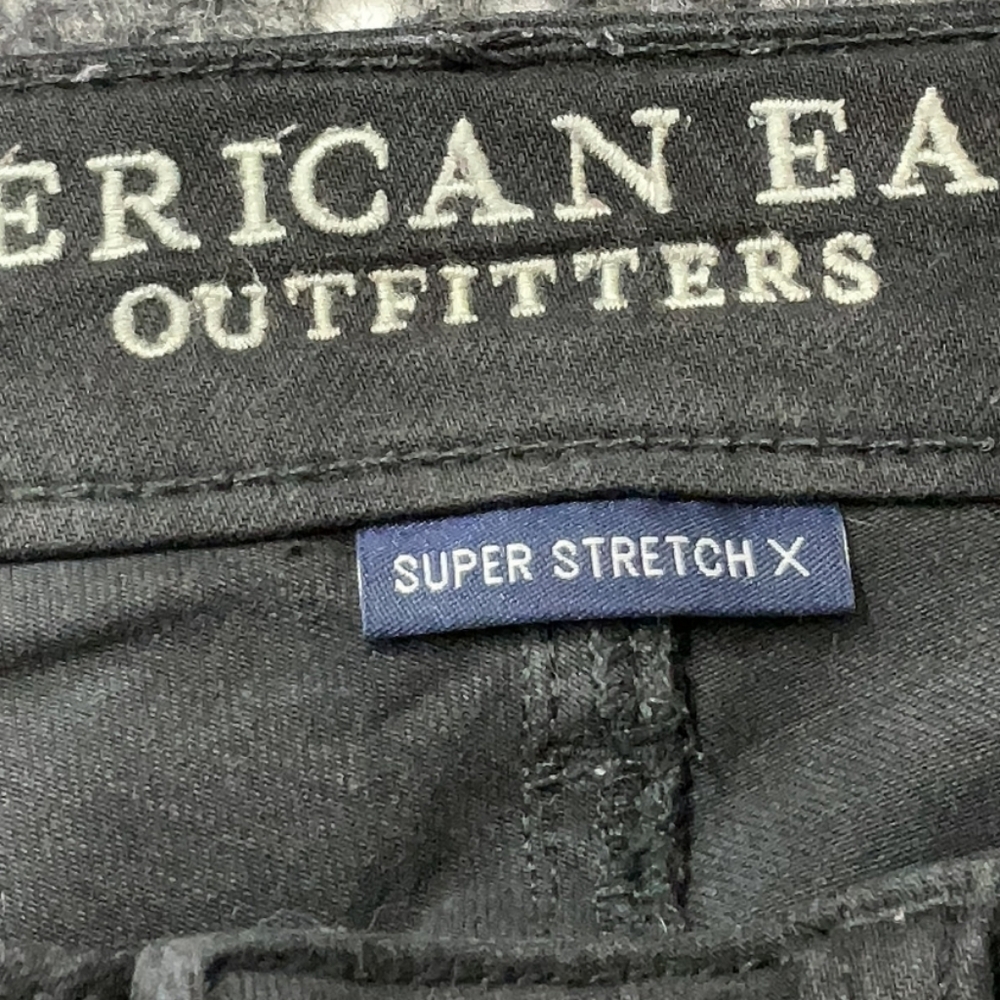 💥Sale💥American Eagle Outfitters Black Distressed Skinny Jeans - Picture 3 of 4